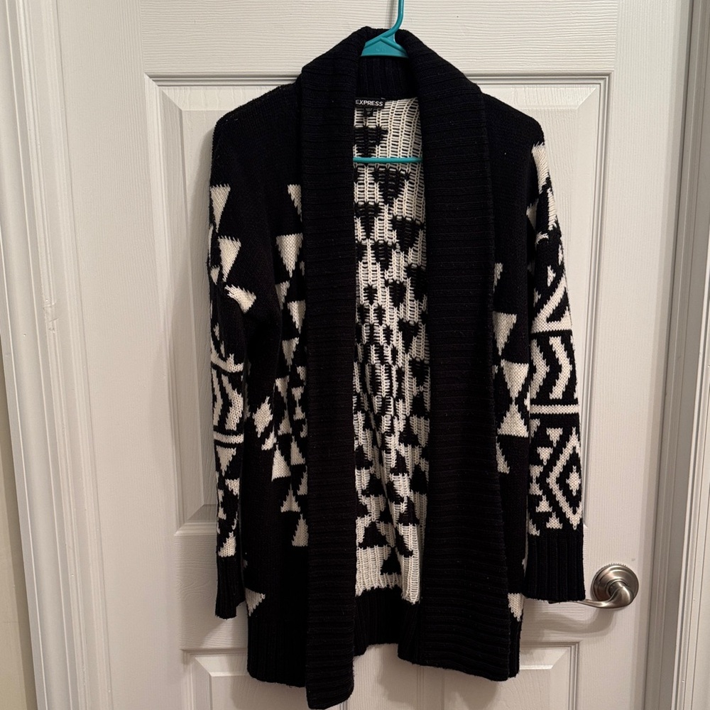 Express Monochrome Patterned Oversized Cardigan